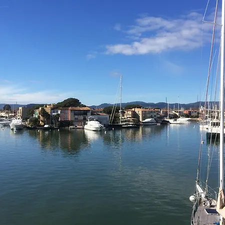 L'ange De Port Apartment